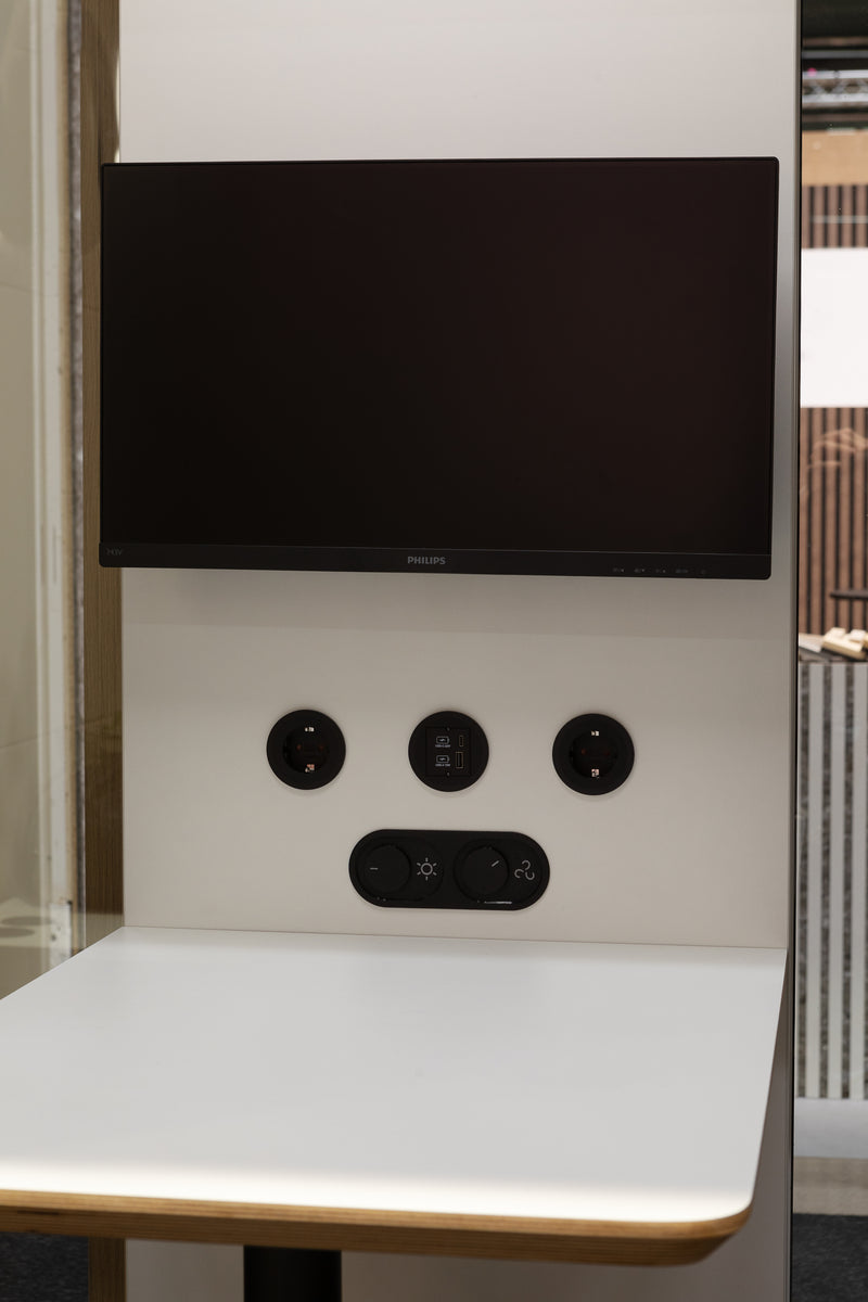 Box 4 - Telefonkabine