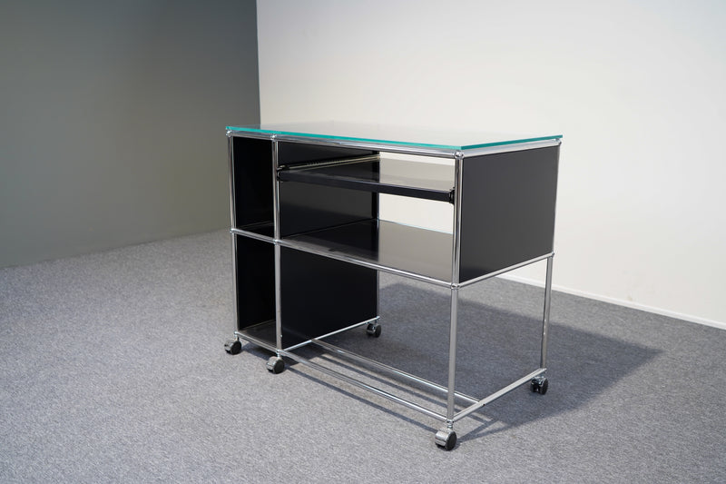 USM Haller Sideboard mit Glasplatte Schwarz