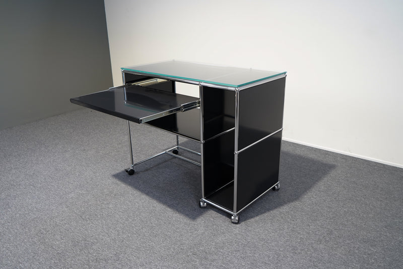 USM Haller Sideboard mit Glasplatte Schwarz