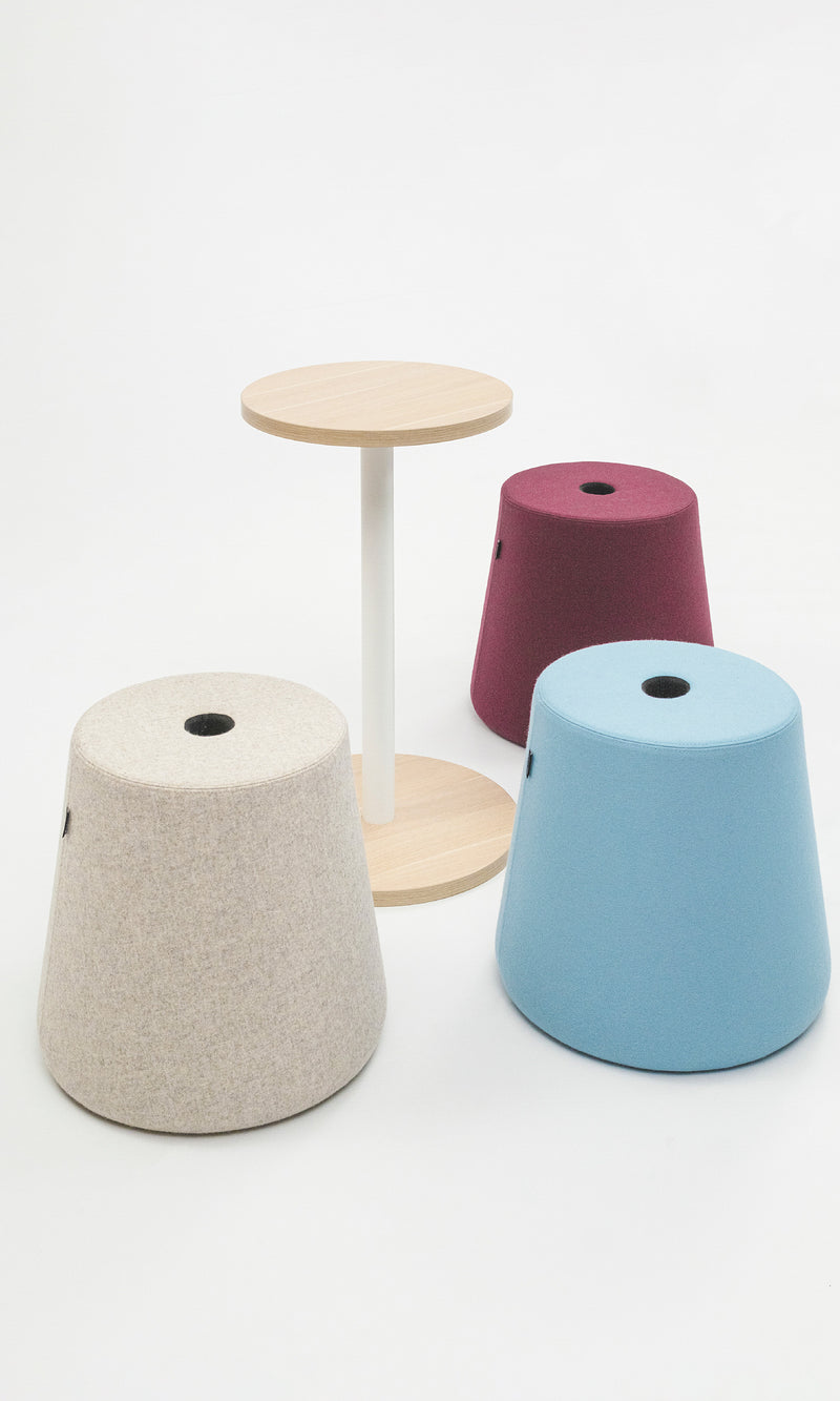 Sitzhocker Versi Pouf Set mit Tisch