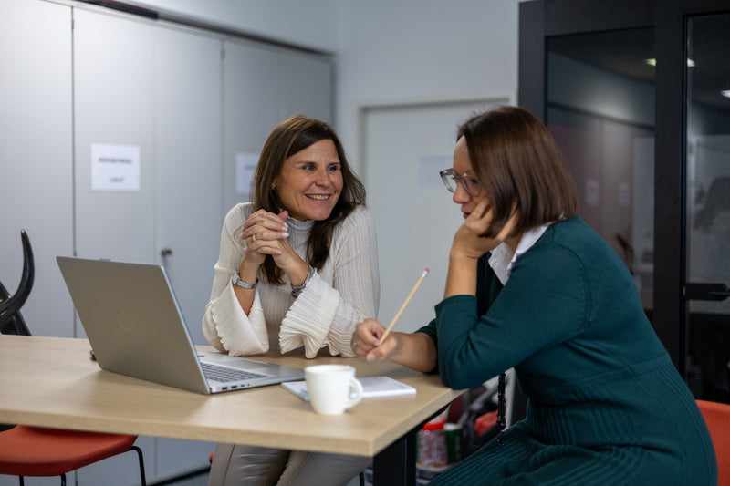 Reoffice – Ihr Partner für maßgeschneiderte Bürolösungen