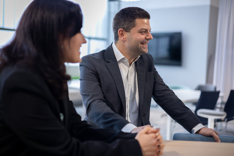 Reoffice – Ihr Partner für maßgeschneiderte Bürolösungen