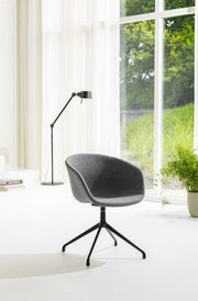 R1 - Scale Besprechungssessel - Reoffice