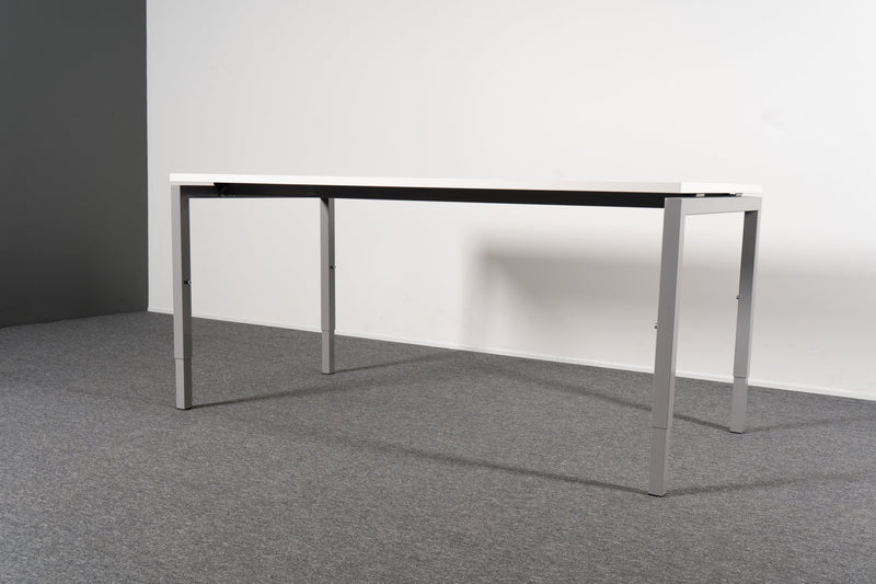 Schreibtisch Weiß Grau 160x80 Narbutas Ausstellungsstück - Reoffice