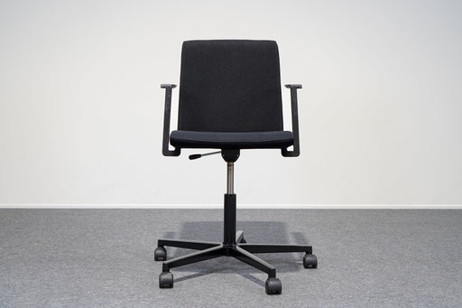 Drehsessel schwarz König + Neurath