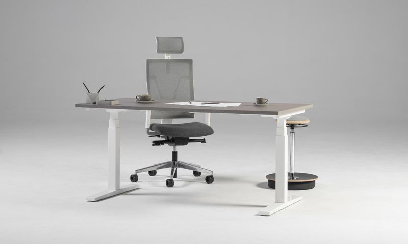 Nowy Styl 4ME ergonomischer Bürodrehstuhl - Reoffice