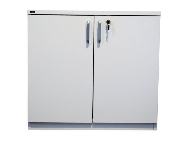 Flügeltürenschrank Nowy Styl Ausstellungsstück - Reoffice
