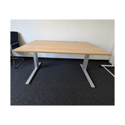 Schreibtisch Bene 140 x 80 cm – Originalfoto