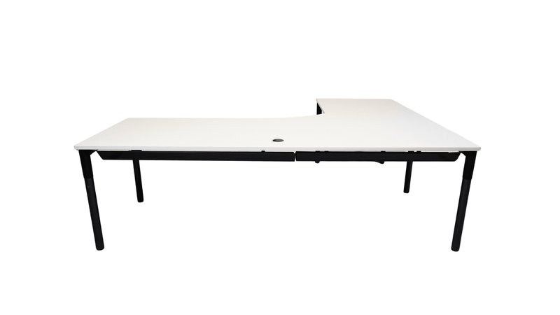 Neudörfler Ecktisch mit Kabelmanagement - Reoffice