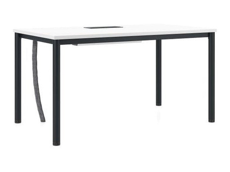 Schreibtisch E10 mit 4-Fußgestell - Reoffice