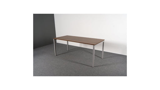 Schreibtisch Nuss 180x80 Narbutas Ausstellungsstück
