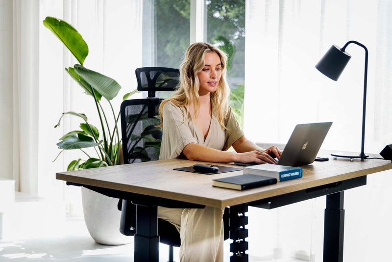 Yellow Dot Move Schreibtisch – im Homeoffice