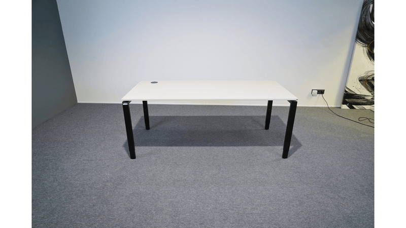 Blaha Arbeitsplatz Set Tisch, Container und Trennwand - Reoffice