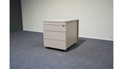 Blaha Arbeitsplatz Set Tisch, Container und Trennwand - Reoffice
