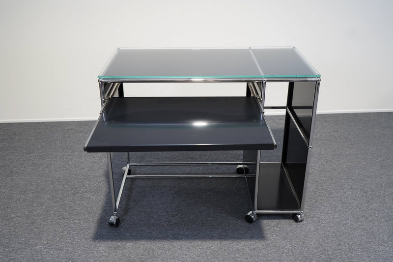 USM Haller Sideboard mit Glasplatte Schwarz - Reoffice
