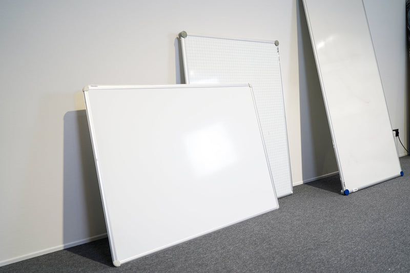 Whiteboard in verschiedenen Größen - Reoffice