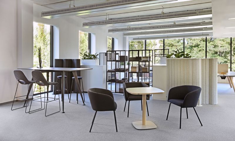 Hochtisch Comta (Holzfüße)