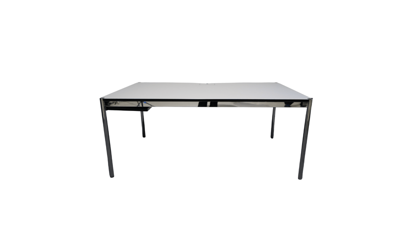 USM Haller „Work II“ Tisch in Lichtgrau mit Chromgestell - Reoffice